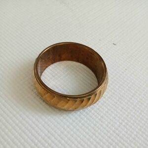 Vintage brass Bangle bracelet, wavy design, 3' diameter, India, mint